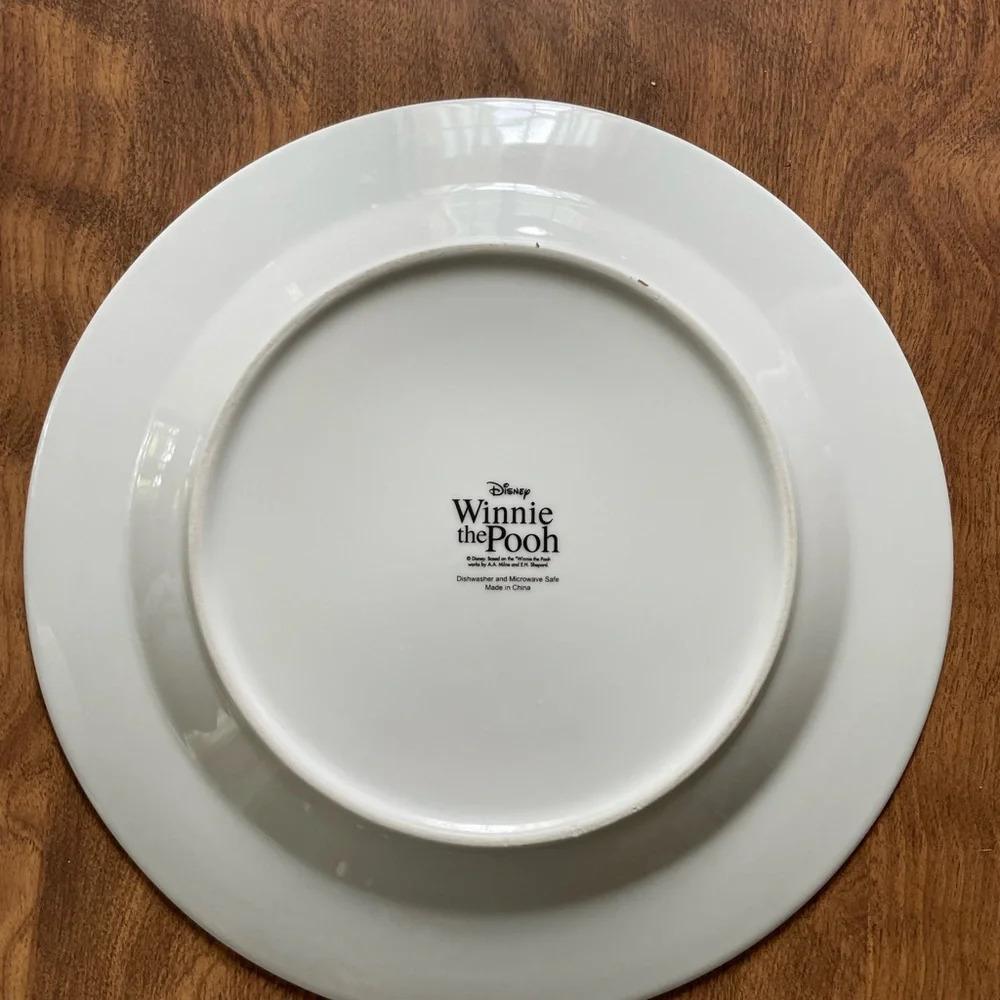 Zrike Disney Winnie the Pooh Sketchbook Dinnerware Set of 1 - Home Dining